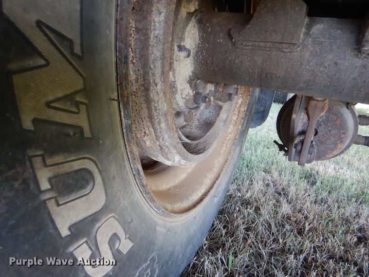 image for item FY9604 1982 City flatbed trailer