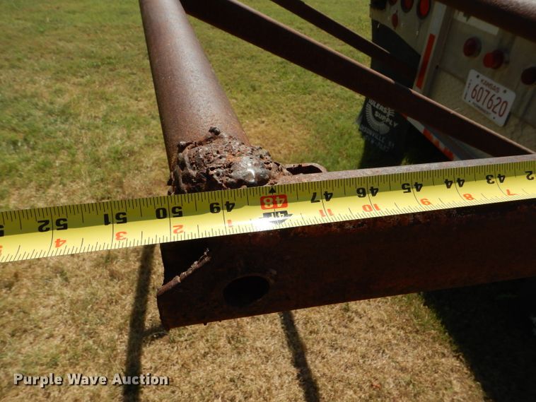 image for item FY9604 1982 City flatbed trailer