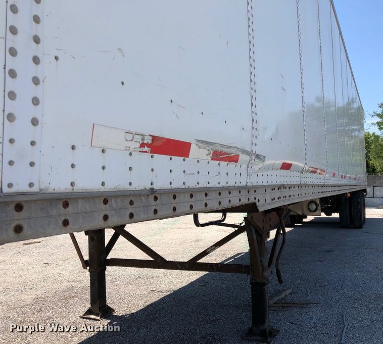 image for item G1852 2000 Wabash dry van trailer