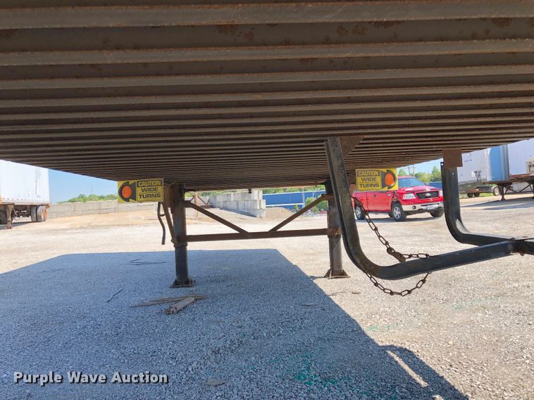 image for item G1852 2000 Wabash dry van trailer