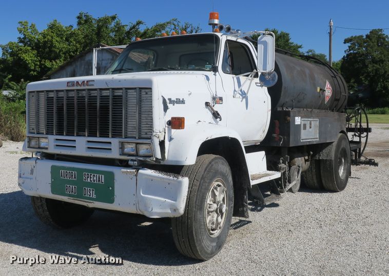 image for item DB10236 1983 GMC TopKick 7000 oil distributor truck