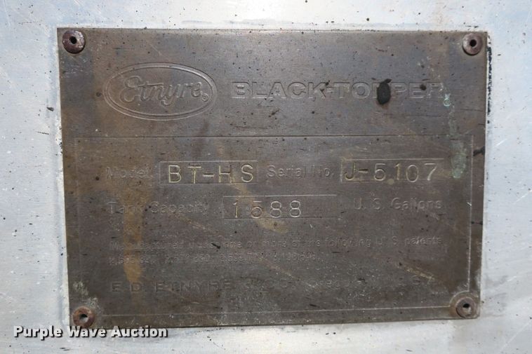 image for item DB10236 1983 GMC TopKick 7000 oil distributor truck