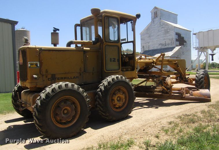 image for item DB4971 1963 Caterpillar 12E rigid frame motor grader
