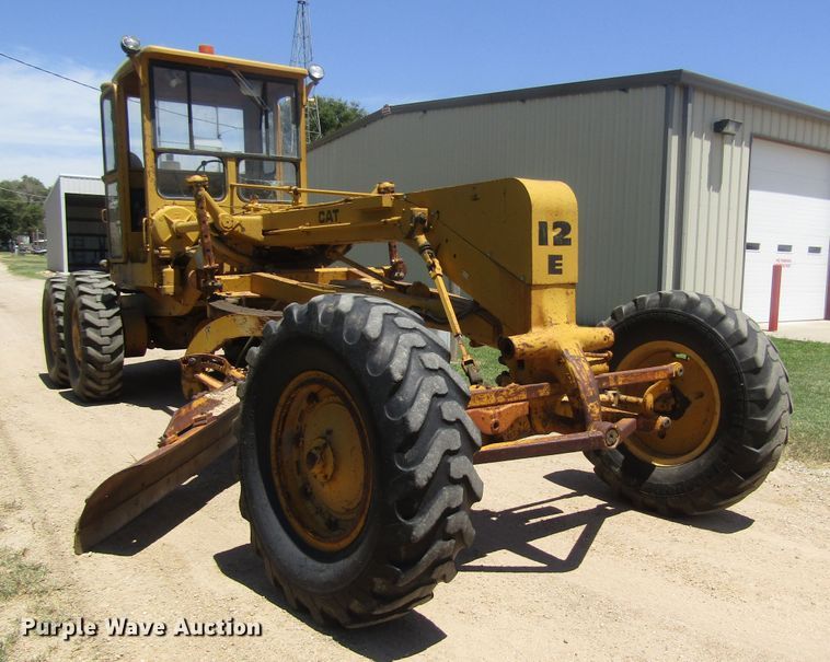 image for item DB4971 1963 Caterpillar 12E rigid frame motor grader