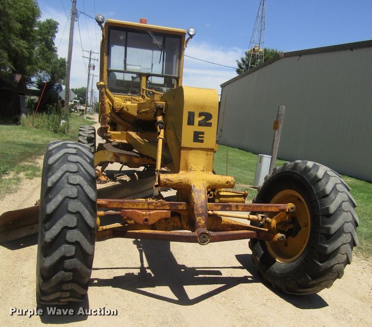 image for item DB4971 1963 Caterpillar 12E rigid frame motor grader