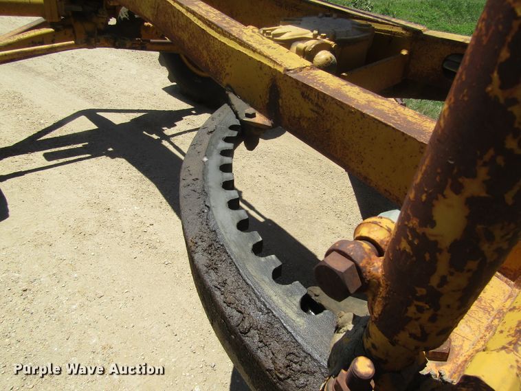 image for item DB4971 1963 Caterpillar 12E rigid frame motor grader