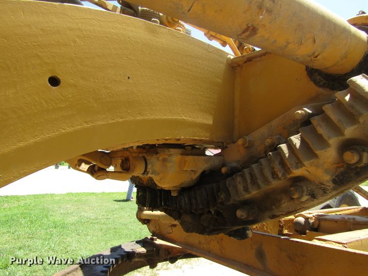 image for item DB4971 1963 Caterpillar 12E rigid frame motor grader
