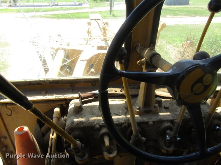 image for item DB4971 1963 Caterpillar 12E rigid frame motor grader