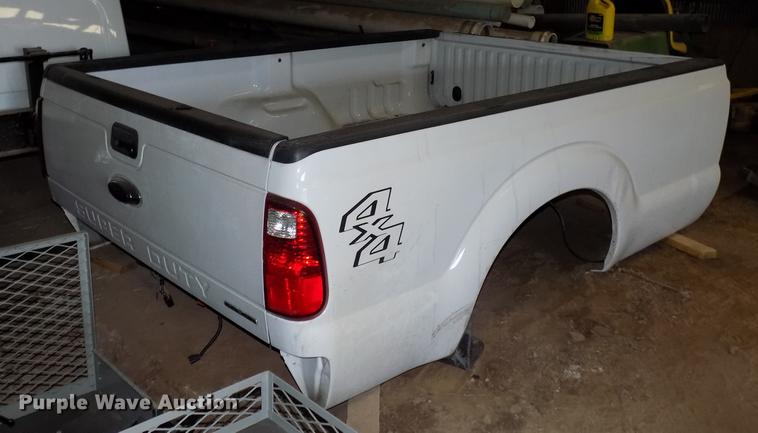 image for item DB9738 Ford F250 pickup truck bed