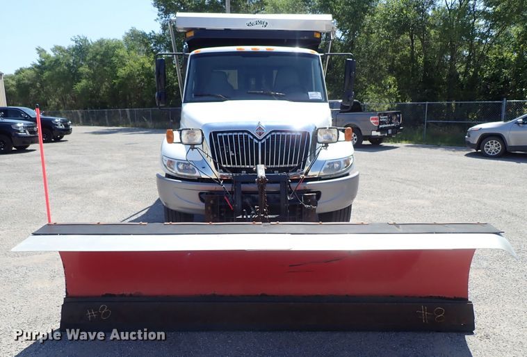 image for item DC1401 2006 International 4300 dump truck