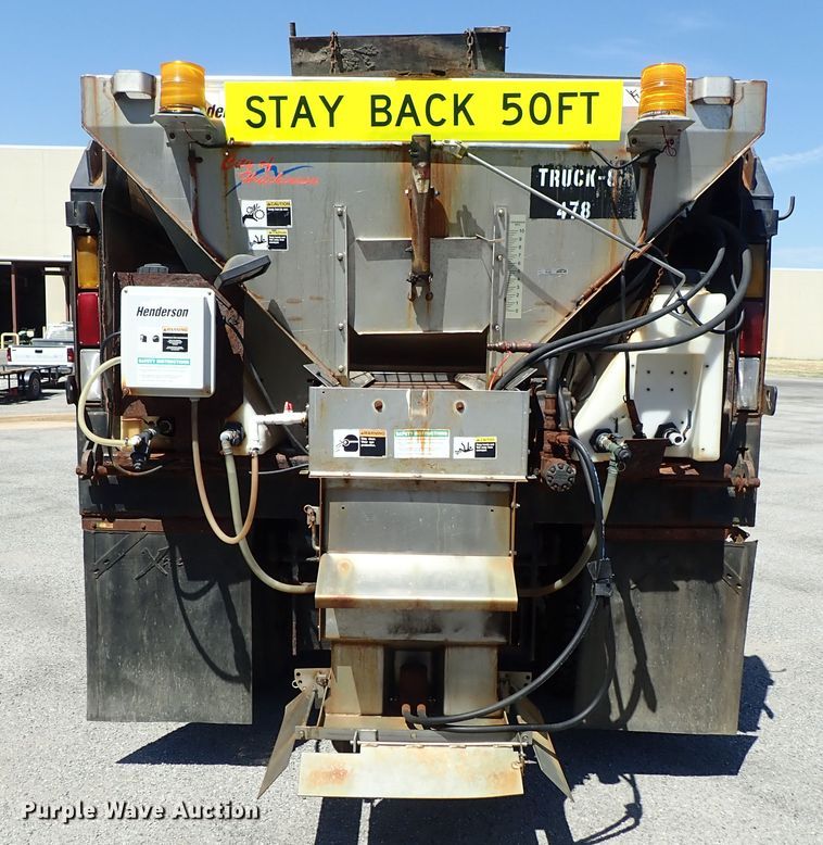 image for item DC1401 2006 International 4300 dump truck