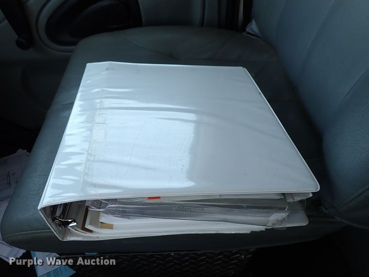 image for item DC1401 2006 International 4300 dump truck