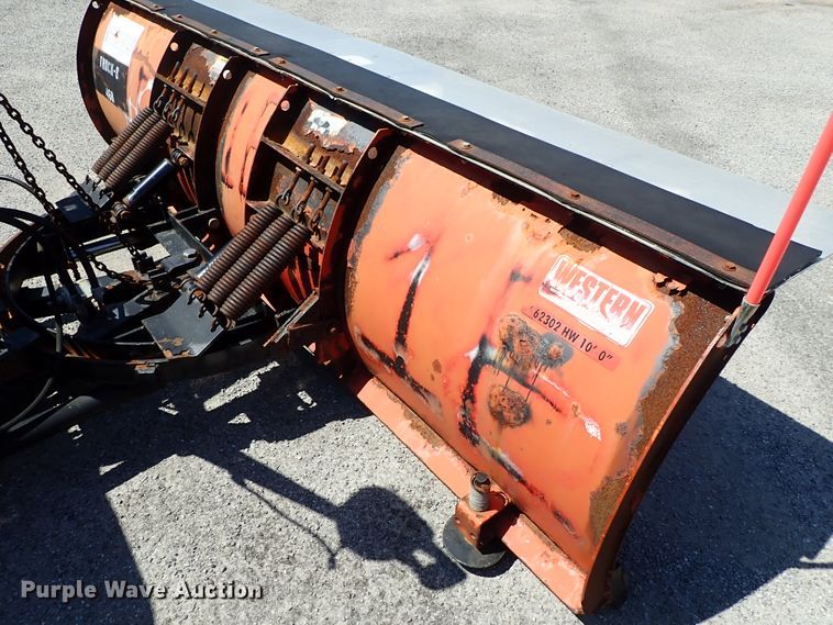 image for item DC1401 2006 International 4300 dump truck