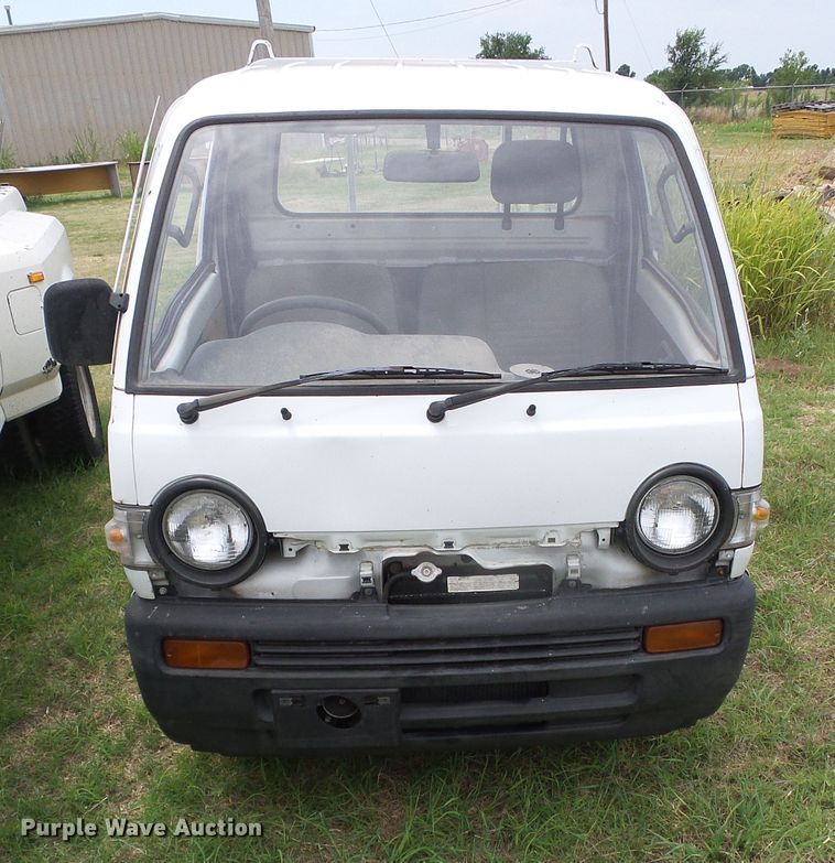 image for item DC5043 2001 Suzuki V-DD51B mini truck