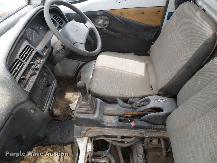 image for item DC5043 2001 Suzuki V-DD51B mini truck