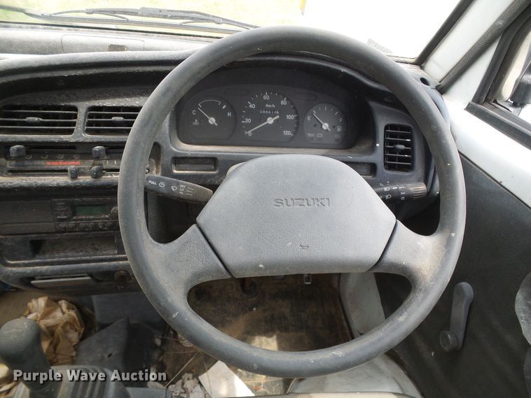 image for item DC5043 2001 Suzuki V-DD51B mini truck