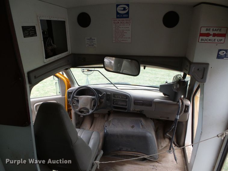 image for item DC5046 1999 Chevrolet Express 3500 school bus