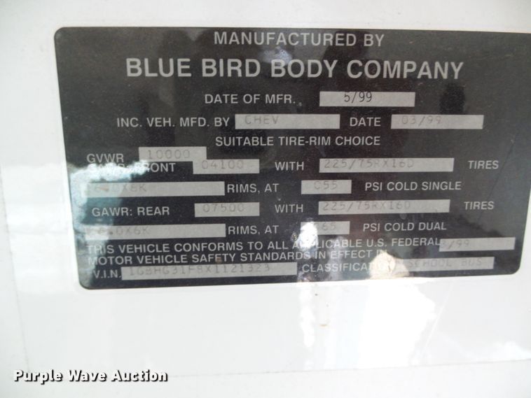 image for item DC5046 1999 Chevrolet Express 3500 school bus