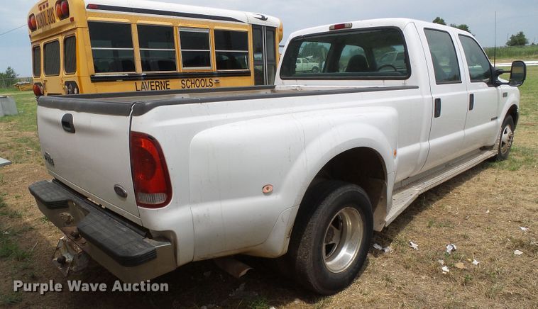 image for item DC5047 1999 Ford F350 Super Duty Crew Cab pickup truck