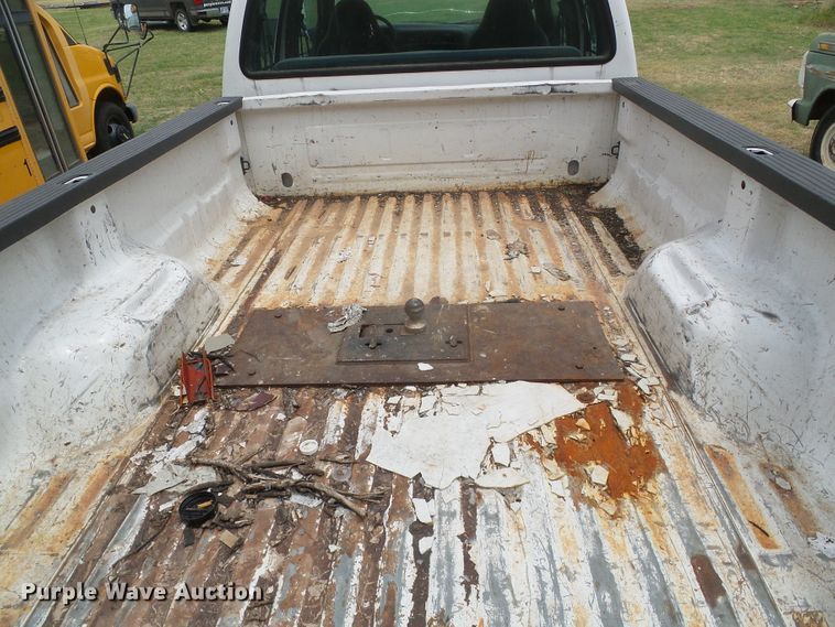 image for item DC5047 1999 Ford F350 Super Duty Crew Cab pickup truck