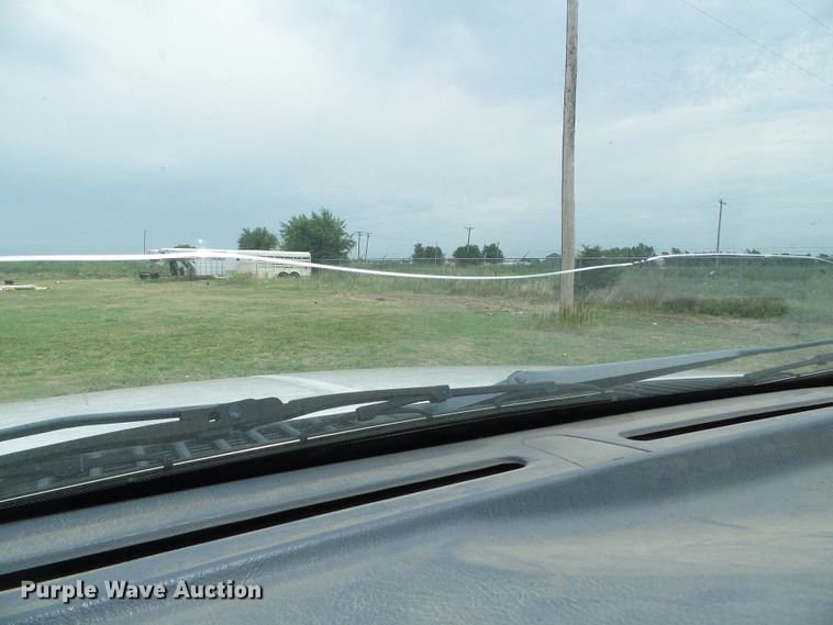 image for item DC5047 1999 Ford F350 Super Duty Crew Cab pickup truck