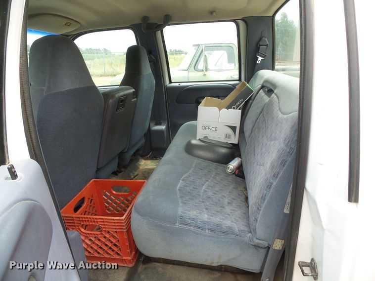 image for item DC5047 1999 Ford F350 Super Duty Crew Cab pickup truck