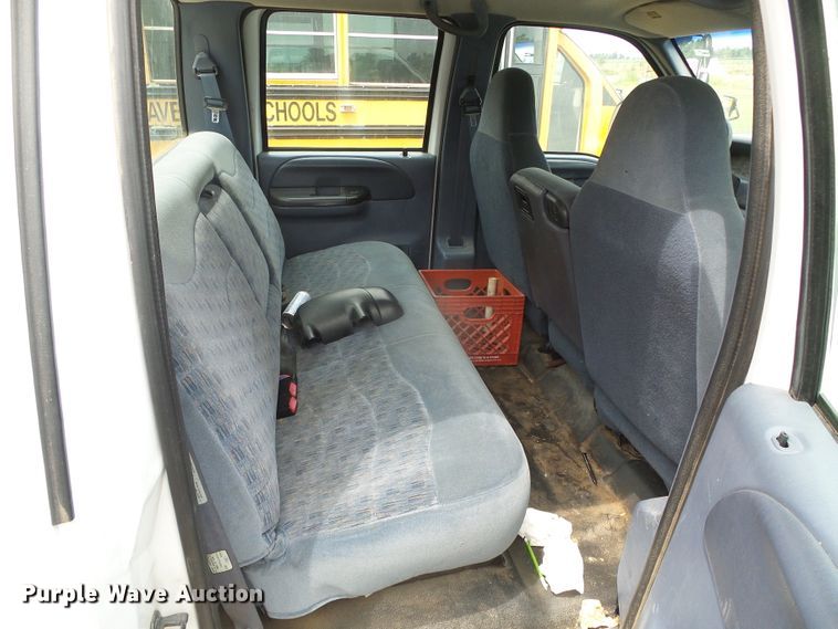 image for item DC5047 1999 Ford F350 Super Duty Crew Cab pickup truck