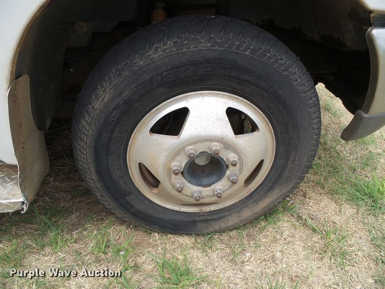 image for item DC5047 1999 Ford F350 Super Duty Crew Cab pickup truck