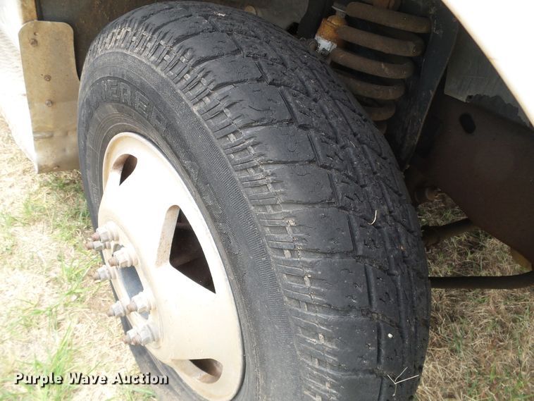 image for item DC5047 1999 Ford F350 Super Duty Crew Cab pickup truck