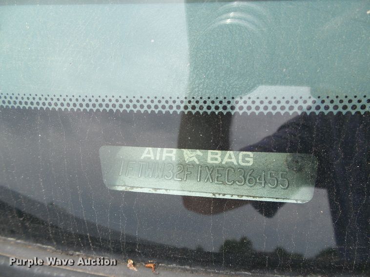 image for item DC5047 1999 Ford F350 Super Duty Crew Cab pickup truck