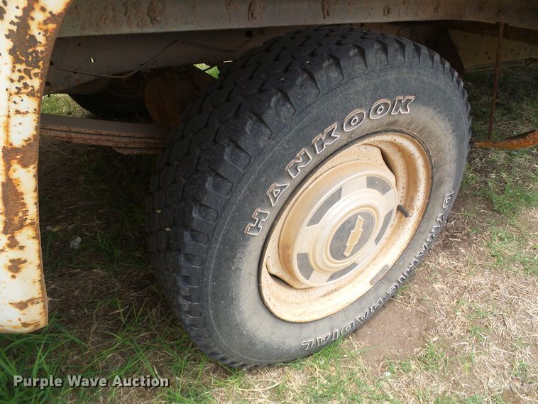 image for item DC5049 1983 Chevrolet C10 pickup truck