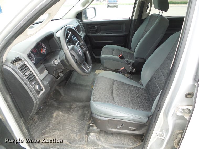 image for item DC5084 2013 Dodge Ram 1500 Crew Cab pickup truck