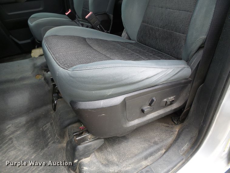 image for item DC5084 2013 Dodge Ram 1500 Crew Cab pickup truck