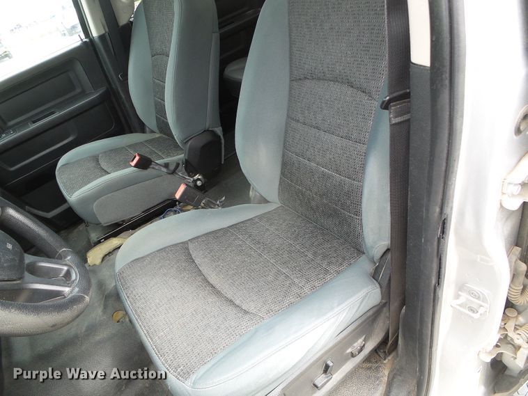 image for item DC5084 2013 Dodge Ram 1500 Crew Cab pickup truck