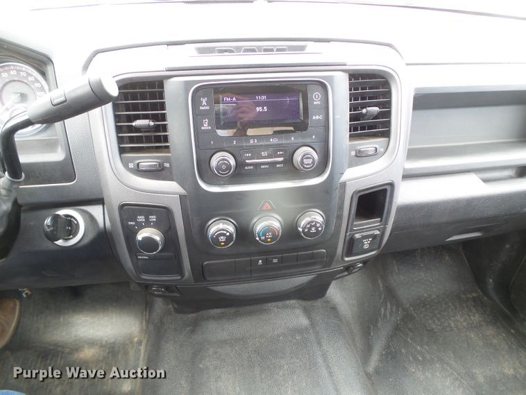 image for item DC5084 2013 Dodge Ram 1500 Crew Cab pickup truck