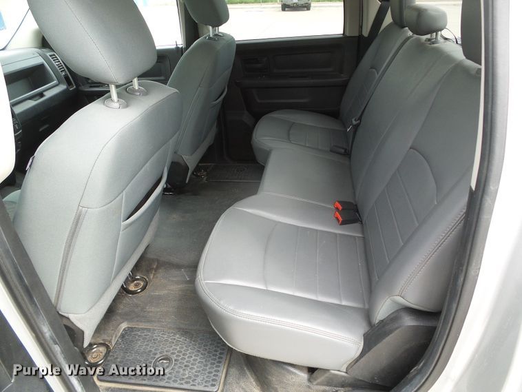 image for item DC5084 2013 Dodge Ram 1500 Crew Cab pickup truck