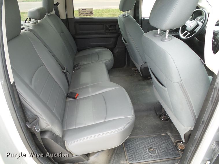 image for item DC5084 2013 Dodge Ram 1500 Crew Cab pickup truck