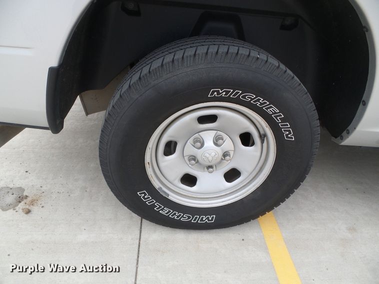 image for item DC5084 2013 Dodge Ram 1500 Crew Cab pickup truck