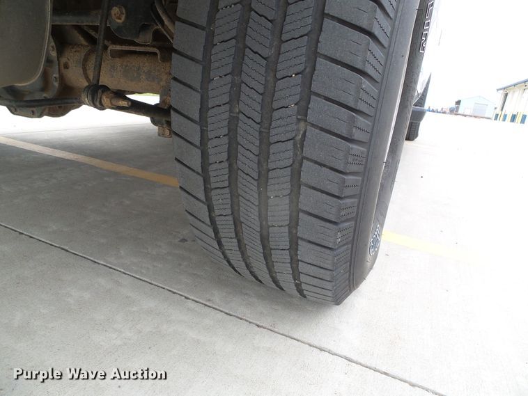 image for item DC5084 2013 Dodge Ram 1500 Crew Cab pickup truck