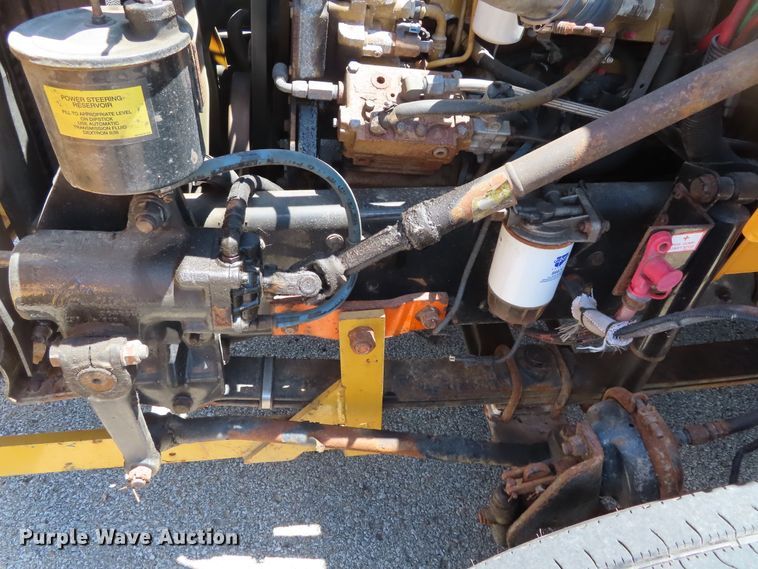 image for item DD6223 2001 Freightliner FL70 flatbed truck