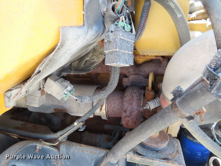 image for item DD6224 1997 GMC C6500 Crew Cab dump truck