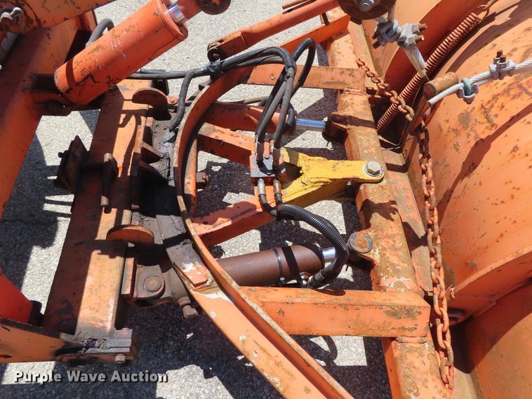 image for item DD6225 2001 Freightliner FL70 flatbed truck