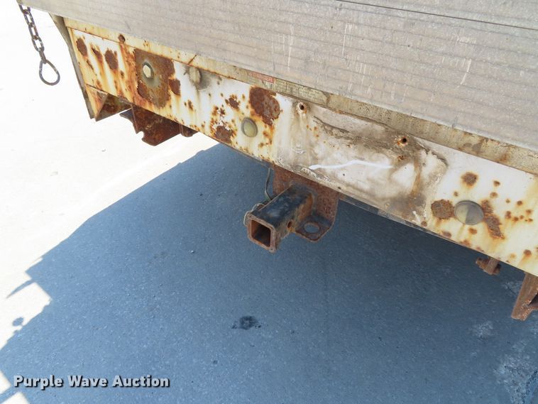 image for item DD6325 2000 Chevrolet K2500 utility bed pickup truck