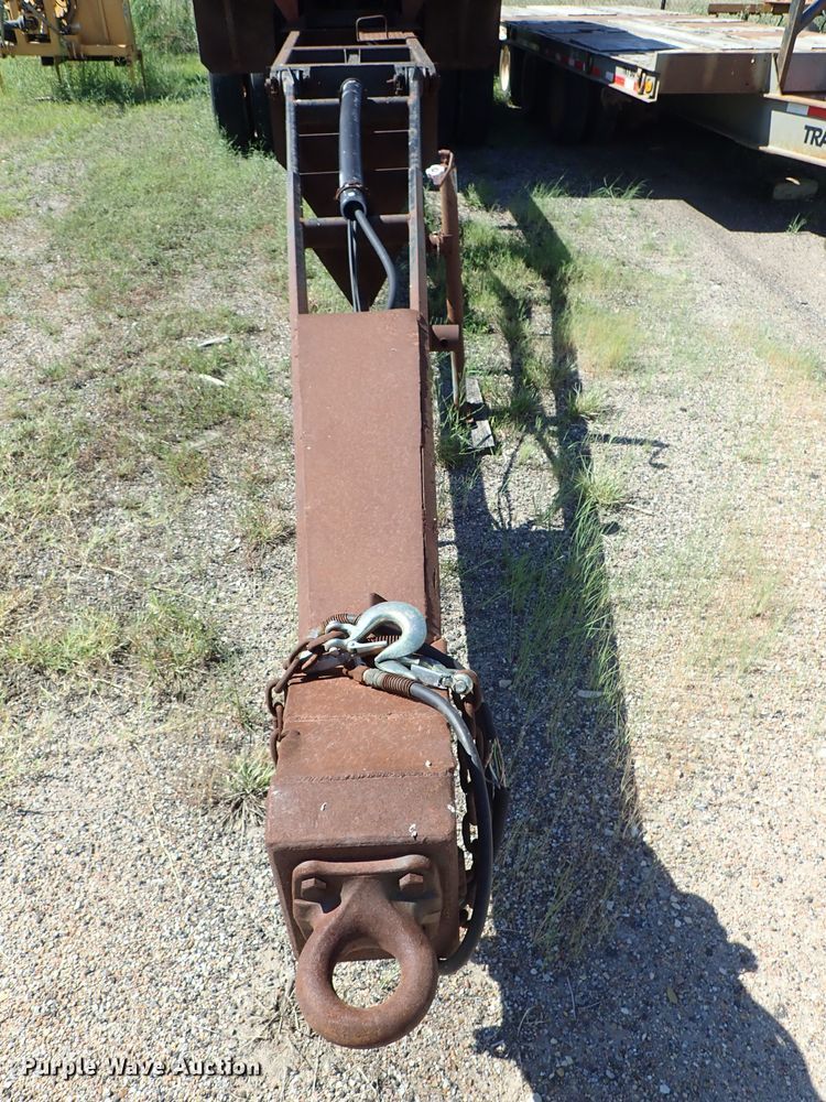 image for item DE5477 1995 Davis end dump pup trailer