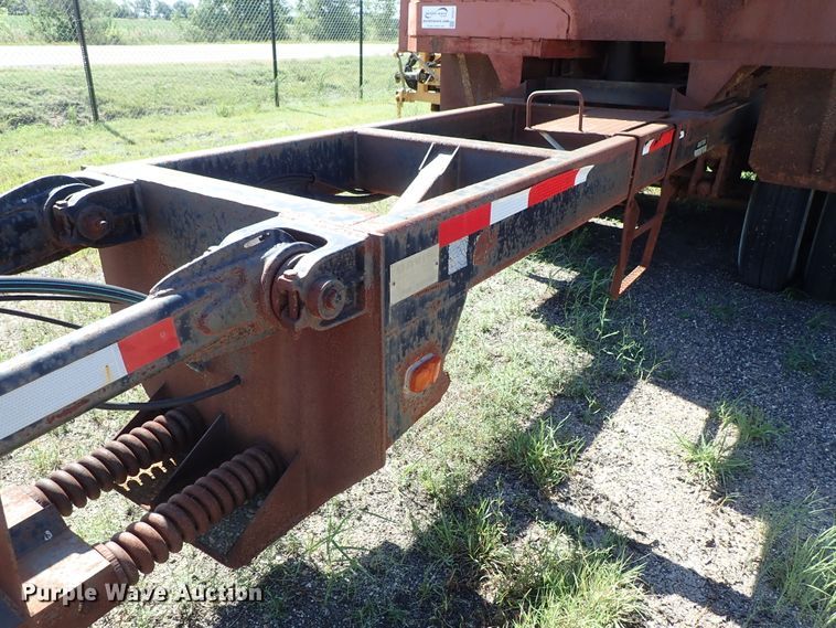 image for item DE5477 1995 Davis end dump pup trailer