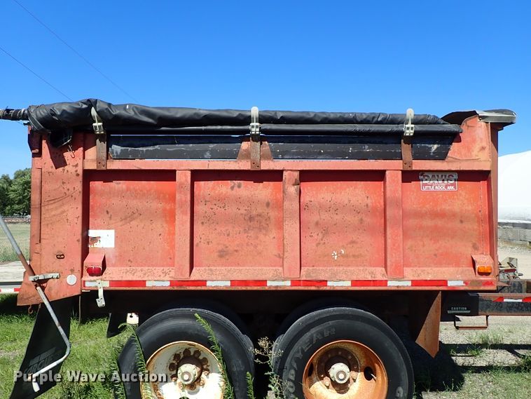 image for item DE5477 1995 Davis end dump pup trailer