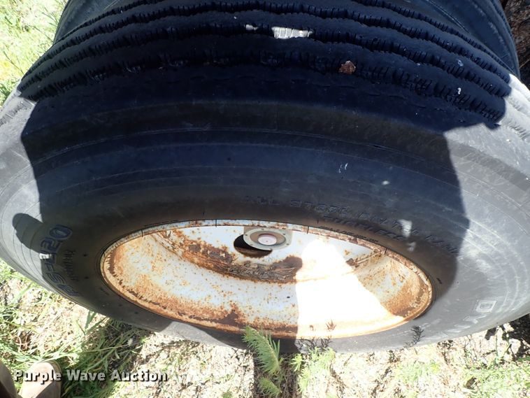 image for item DE5477 1995 Davis end dump pup trailer