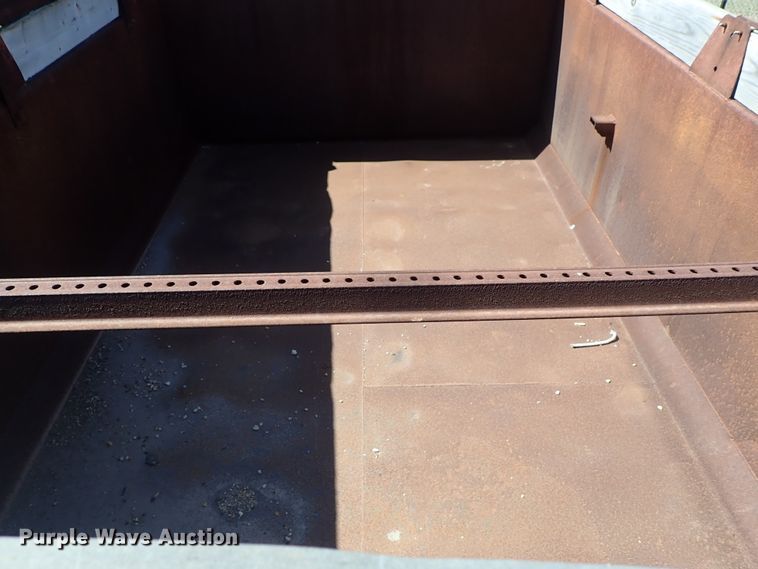 image for item DE5477 1995 Davis end dump pup trailer