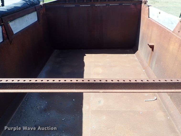 image for item DE5477 1995 Davis end dump pup trailer