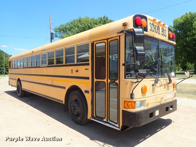 image for item DE5483 1996 International school bus